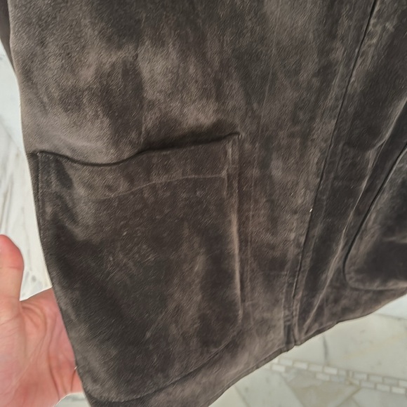 Banana Republic 100% suede jacket olive color - Picture 3 of 9